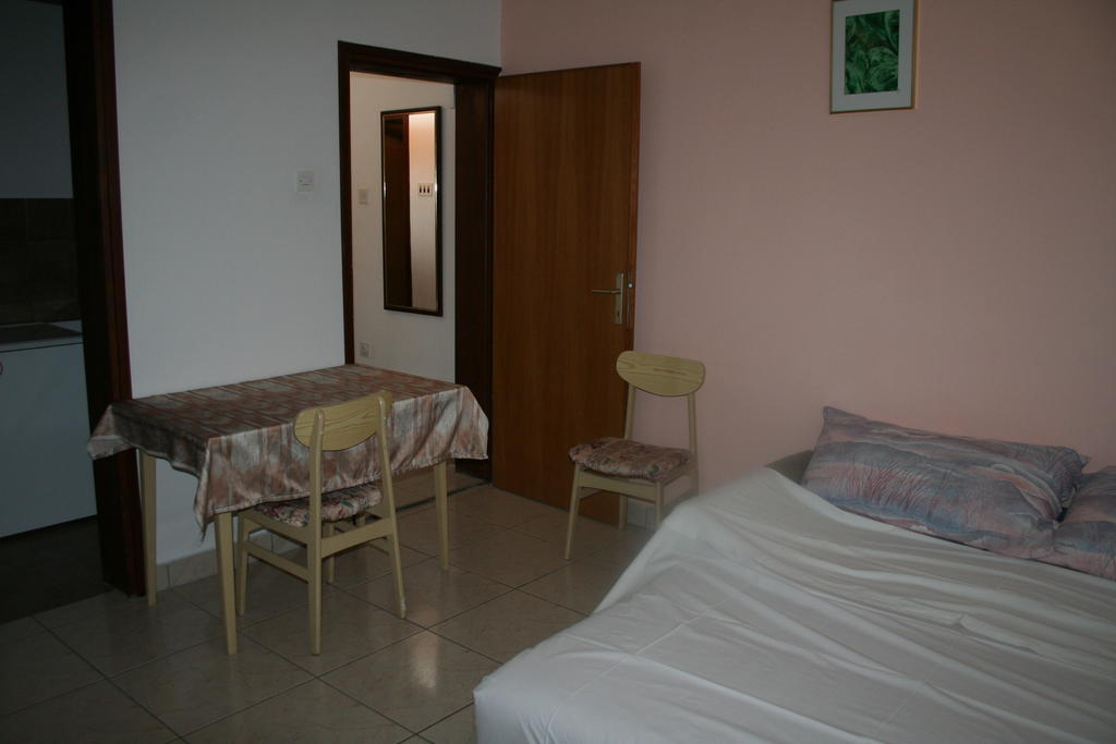 Apartments Santa Barbara Биоград-на-Мору Номер фото